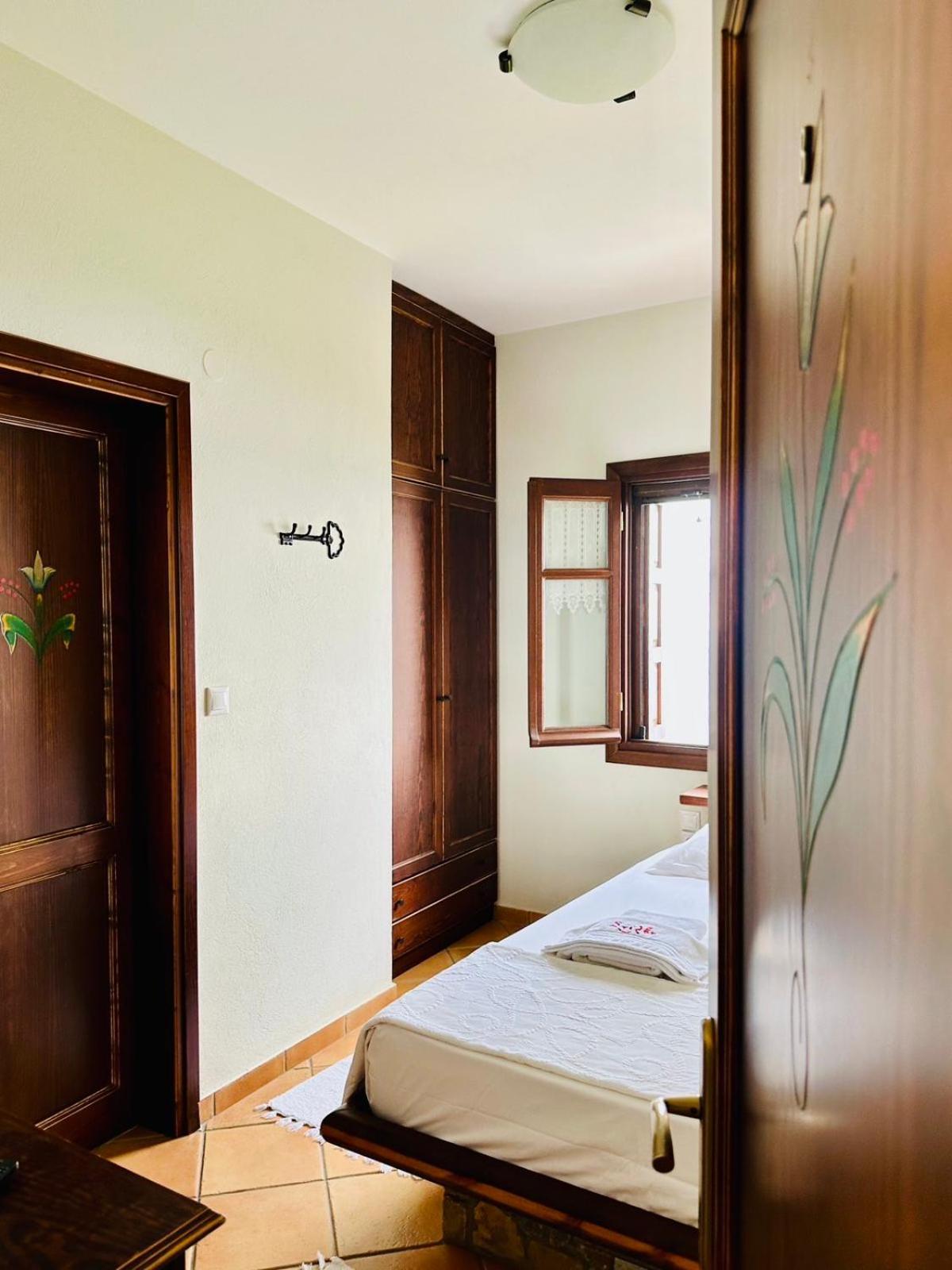 Stilvi Hotel Tsagarada Exterior foto